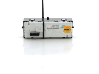 Дисплей    280346262R, R0-6284I   Renault Twingo II