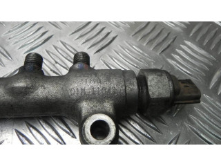 Vstřikovací lišta 01M11042, VD12025   Subaru Legacy   2.0  