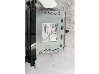 Дисплей Renault Clio IV