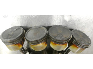 Поршень с шатуном K4M696 Dacia Duster 1.6