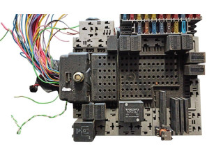 Блок предохранителей  0262010, 9401802   Volvo V70    