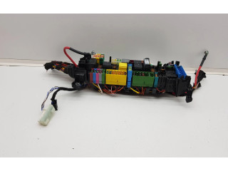 Блок предохранителей A2465400240 Infiniti Q30