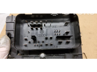 Блок предохранителей 1K0937125, 8H1405102892 Volkswagen Caddy