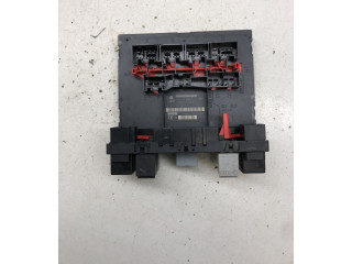 Блок комфорта 3C0937049E, F005V00526 Volkswagen Caddy