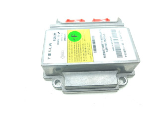 Блок подушек безопасности 101878100C Tesla Model S