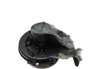 Вентилятор печки    6R1819015   Skoda Rapid (NH)