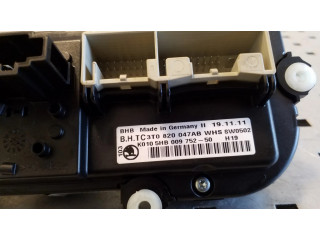 Блок управления климат-контролем 3T0820047AB   Skoda Octavia Mk2 (1Z)