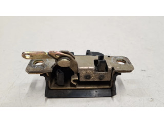 Замок задней крышки