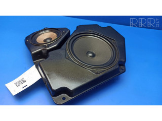 Громкоговоритель (громкоговорители) в передних дверях