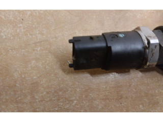 Топливная рампа 8658252, 001295L1 Volvo S60