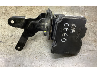 Блок АБС A258930600   KIA  Ceed  2012 - 2018 года