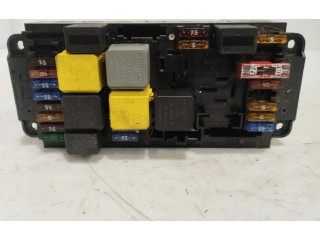 Pojistková skříňka 2085452801, 5DK00848514 Mercedes-Benz C W203 2009