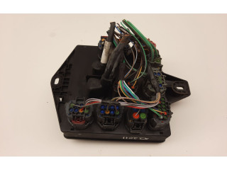 Блок предохранителей AW9314A073AC Jaguar XJ X351