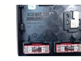   Pojistková skříňka 3C0937125A, 1K0937132F   Volkswagen Tiguan 2012