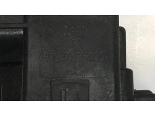 Zámek zadních dveří 812302S000 Hyundai ix35 2012