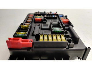   Pojistková skříňka 9261111   BMW 1 F20 F21 2012