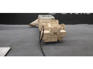 Pojistková skříňka 82641-20010 Toyota Camry VIII XV70 2021