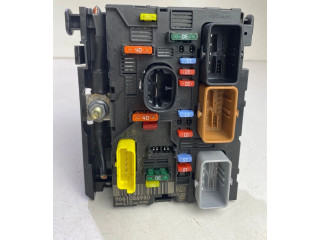 Блок предохранителей  9661086980, L10   Peugeot 207    