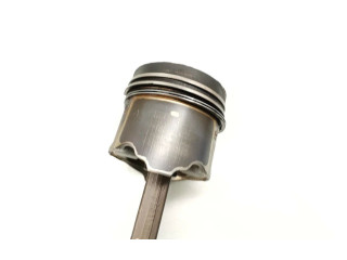 Píst Renault Megane II F9Q800