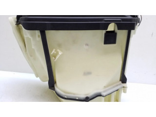 Pojistková skříňka A2075400024, A2045400082 Mercedes-Benz E C207 W207 2010