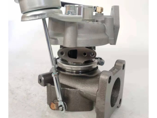 Turbodmychadlo Турбина 17201-54030 Toyota Land Cruiser (BJ70)