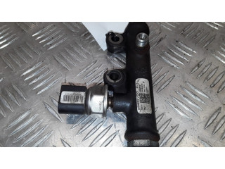 Топливная рампа 4R8Q9C066AB, A2C20001297 Jaguar S-Type 2.7