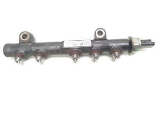 Топливная рампа 9684753080, 9664111780   Peugeot 5008   для двигателя 9H05