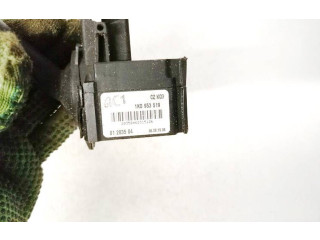 Ручка стеклоочистителей 1K0953519, 01203504   Skoda Octavia Mk2 (1Z)