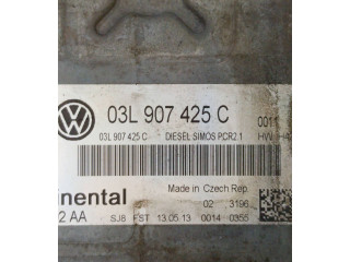 Блок управления двигателя 03L907425C   Volkswagen PASSAT B7