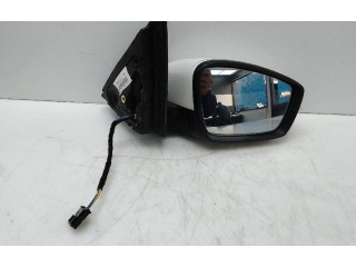 Зеркало электрическое Skoda Fabia Mk3 (NJ) 2015 - 2021 года