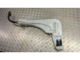 Бачок оконной жидкости    