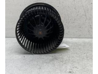 Вентилятор печки 272106020R Dacia Sandero