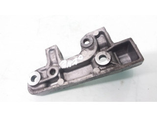 Кронштейн генератора