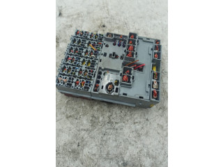 Блок предохранителей    Jeep Renegade    