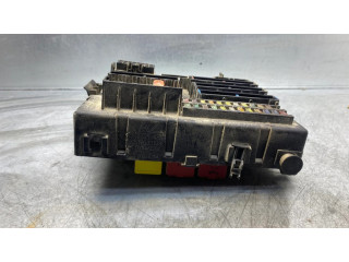 Блок предохранителей 1312548, 044558   Opel Vectra C    