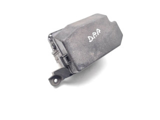 Блок предохранителей MR400709   Mitsubishi Outlander    