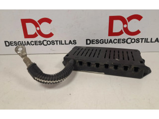 Блок предохранителей 9162323   Volvo XC90    