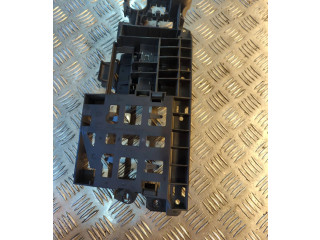   Pojistková skříňka 4E0971845   Audi A8 S8 D3 4E 2007