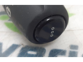 Включатель стеклоочистителей 8201168008, 8201168008 Dacia Logan II