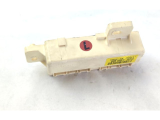 Блок предохранителей 91940-D3060   KIA Sportage    