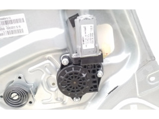 Генератор    KIA Sportage      