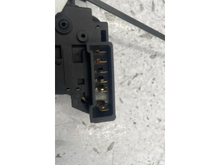 Ручка стеклоочистителей 7700765532 Renault 21