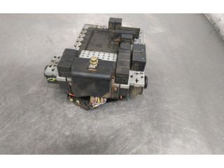 Блок предохранителей 9494997 Volvo S80