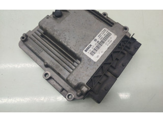 Блок управления двигателем Блок управления 237102213R, 0281019147 Dacia Dokker