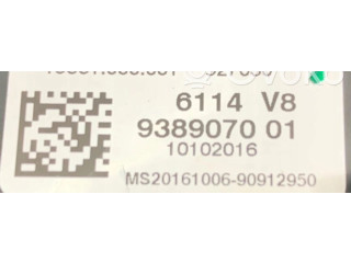 Pojistková skříňka 8579239 BMW 1 F40 2021