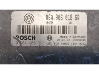 Блок управления двигателя 06A906018GR, 26SA6845   Skoda Octavia Mk1 (1U)