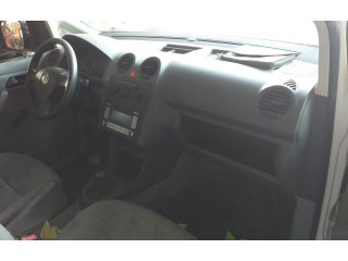 Подушка безопасности водителя    Volkswagen Caddy