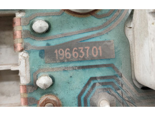 Панель приборов 19663701 Nissan Vanette