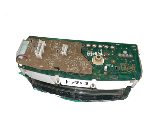 Панель приборов Mazda 626