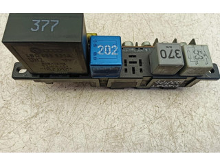 Pojistková skříňka 896083000 Volkswagen PASSAT